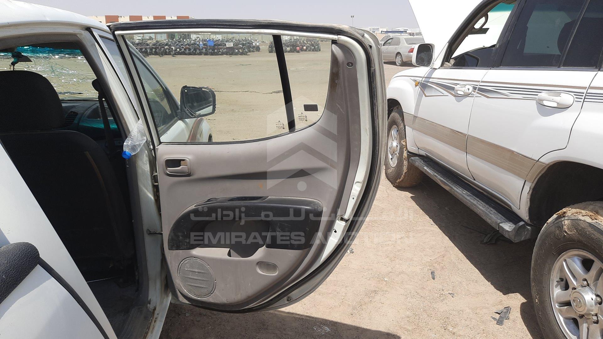 2013 MITSUBISHI L 200 VIN: MMBJNKA50DD030078