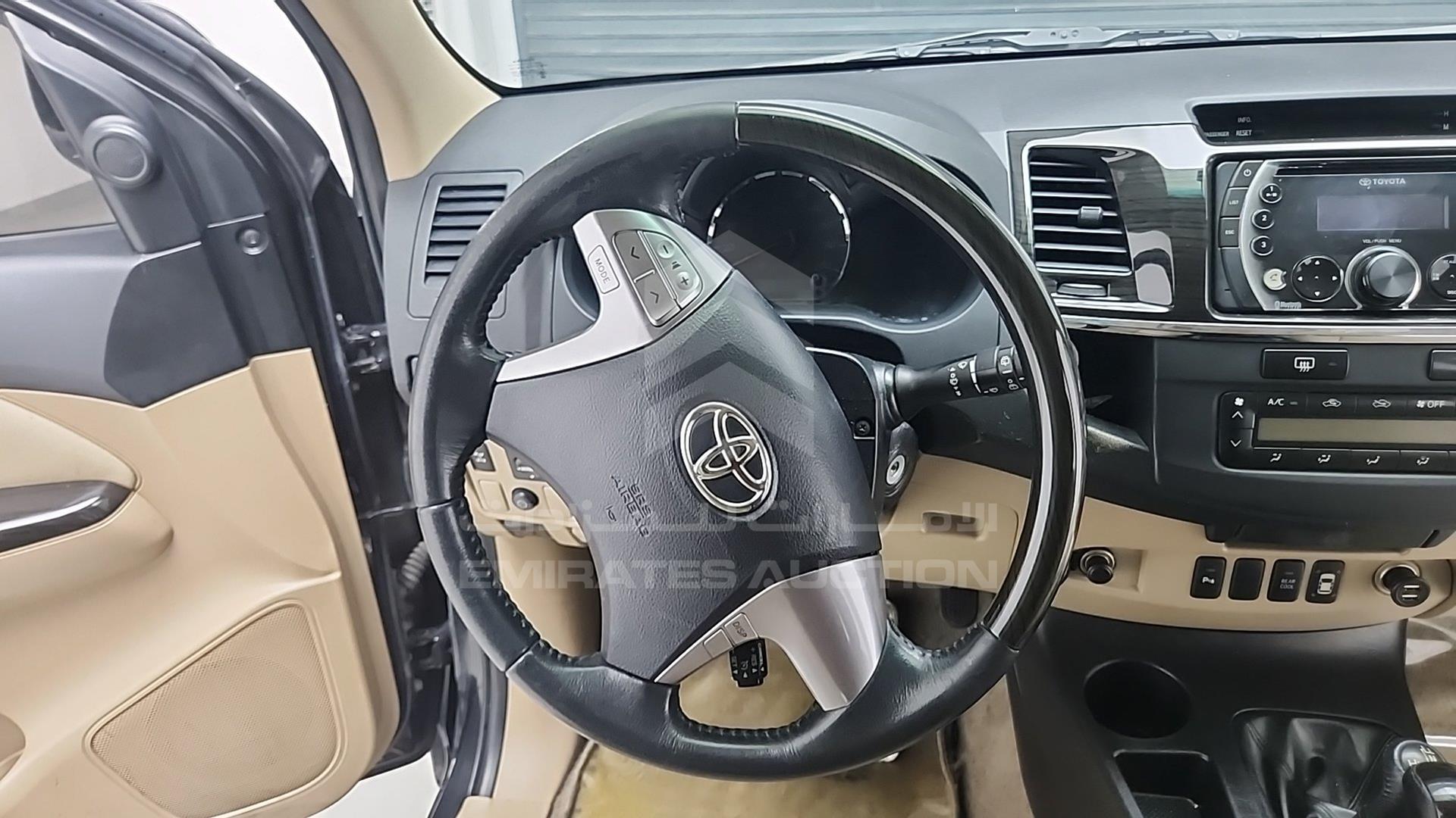 2014 TOYOTA FORTUNER VIN: MHFYU59G2E7034786