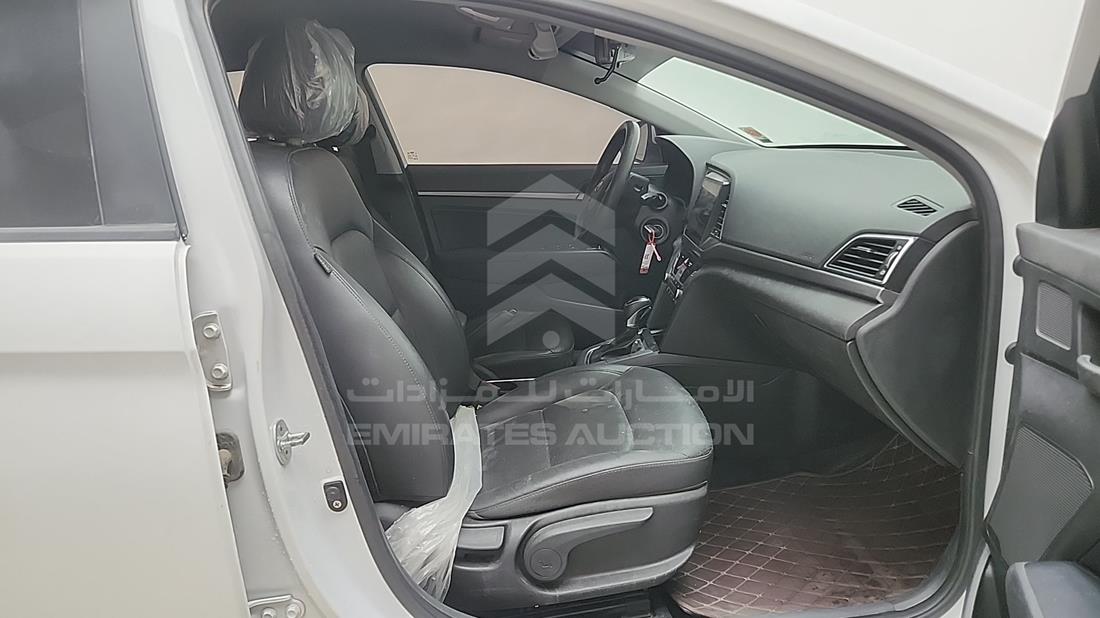 2019 Hyundai Avante — Front Right Passenger Seat View — Photo 24