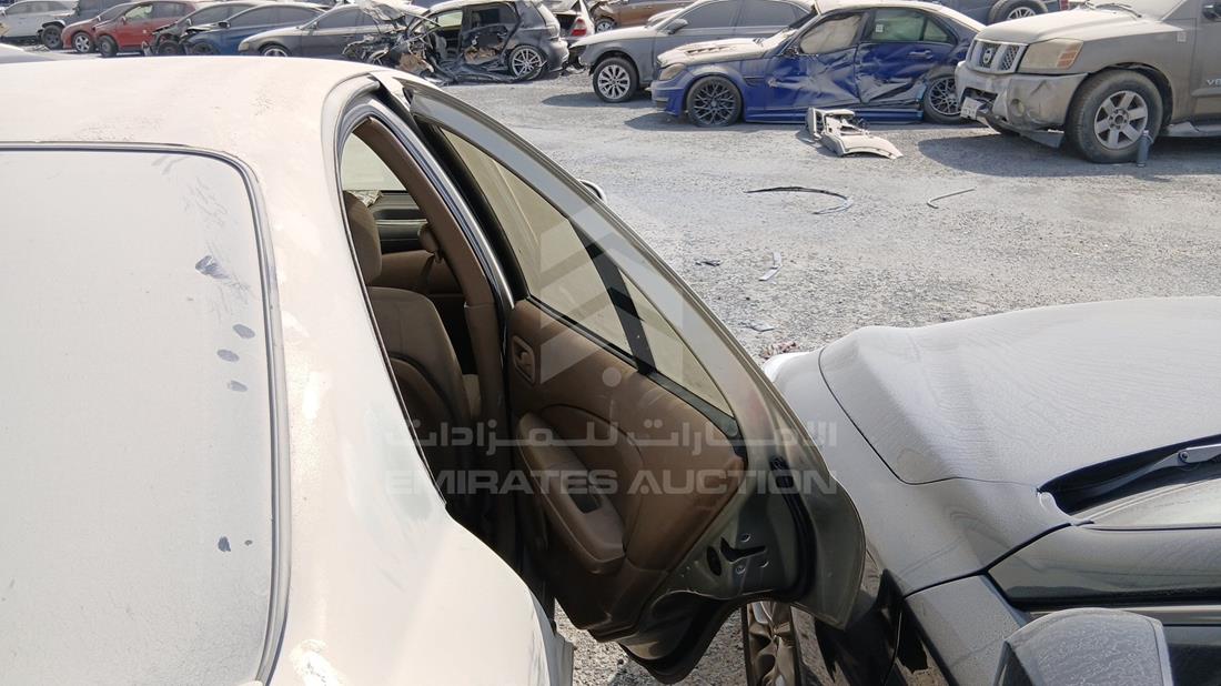 نيسان صني 2008 — الباب الخلفي الأيمن — صورة 23