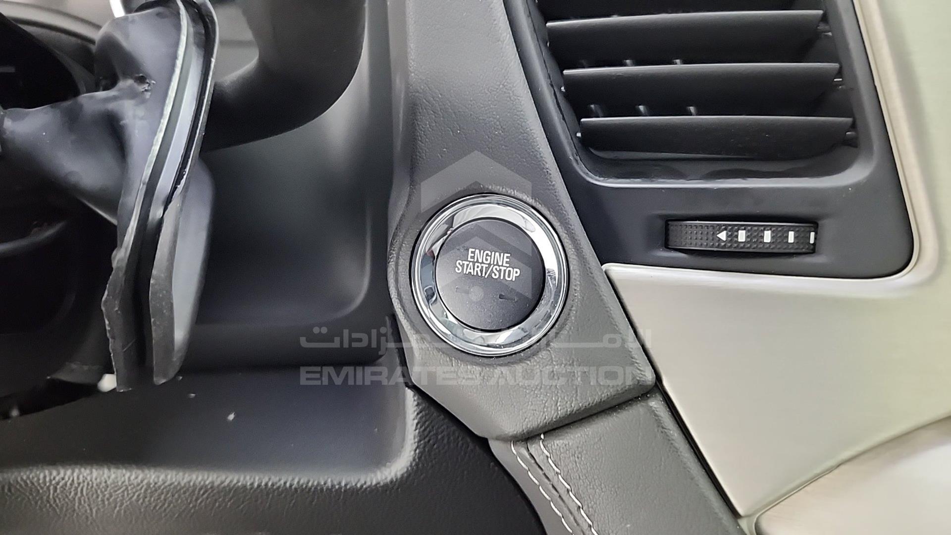 2020 GMC YUKON DENALI VIN: 1GKS27KJ9LR202180