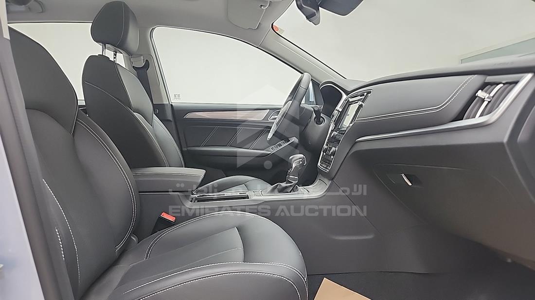 2023 MG RX 5 — Front Right Passenger Seat View — Photo 27