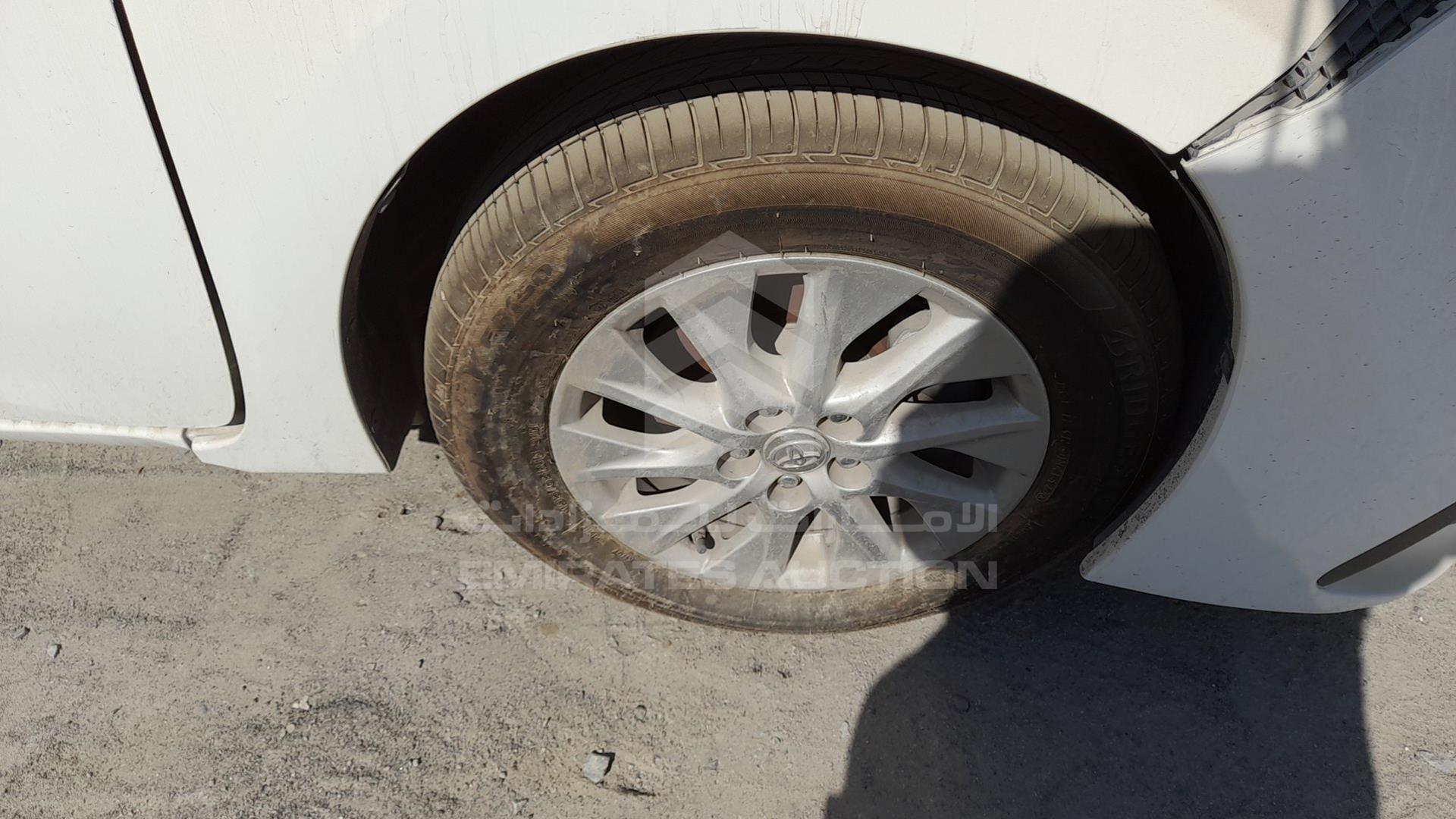 2019 TOYOTA COROLLA VIN: RKLBL9HE9K5266632