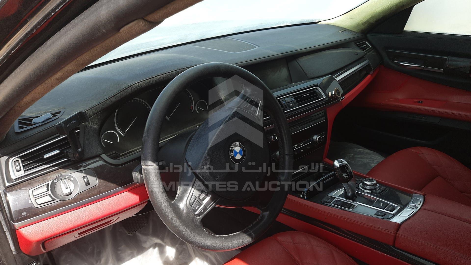 2010 BMW 316 VIN: WBAKB2105AC411033