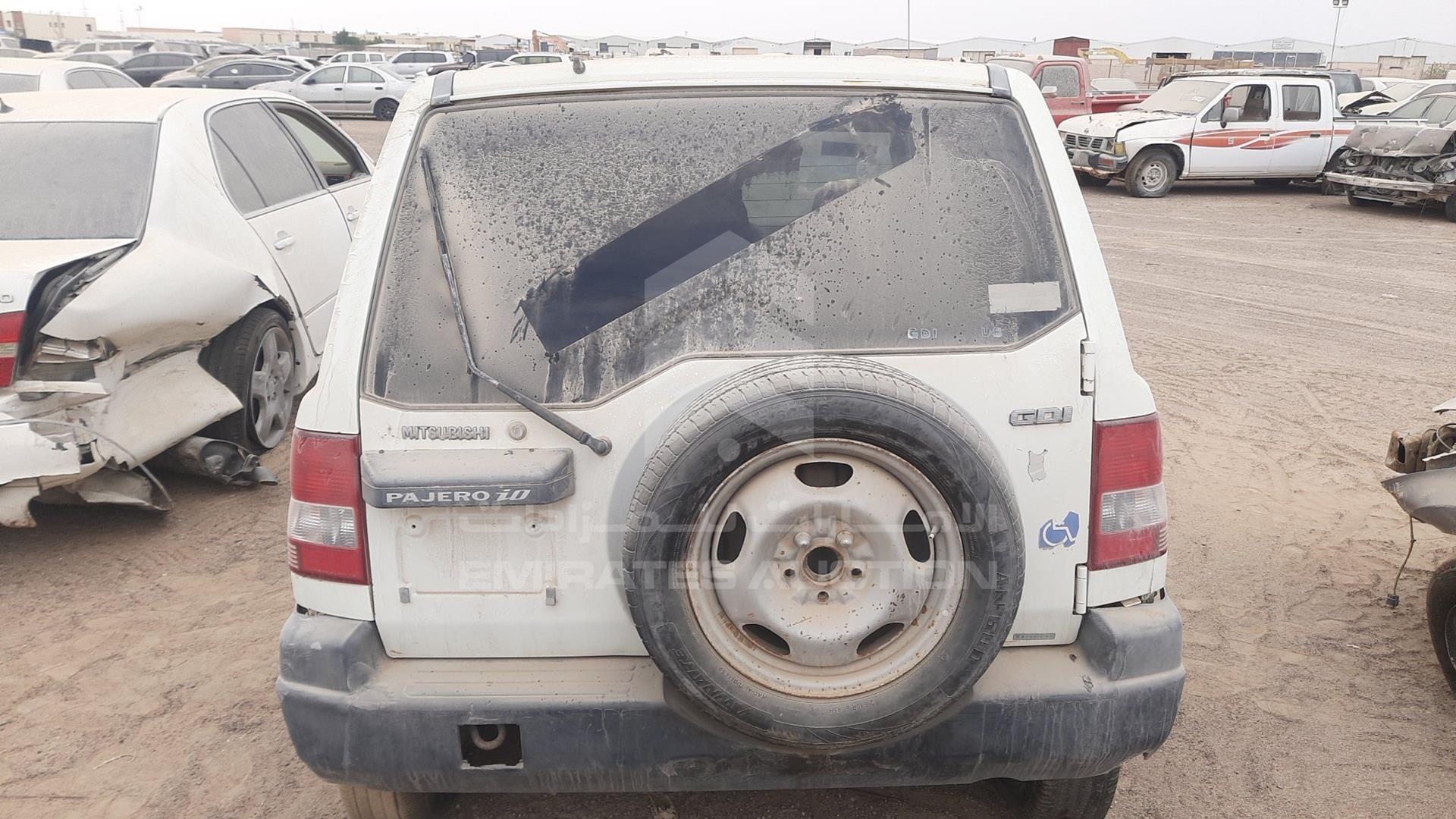 2005 MITSUBISHI PAJERO VIN: H66W-0015385