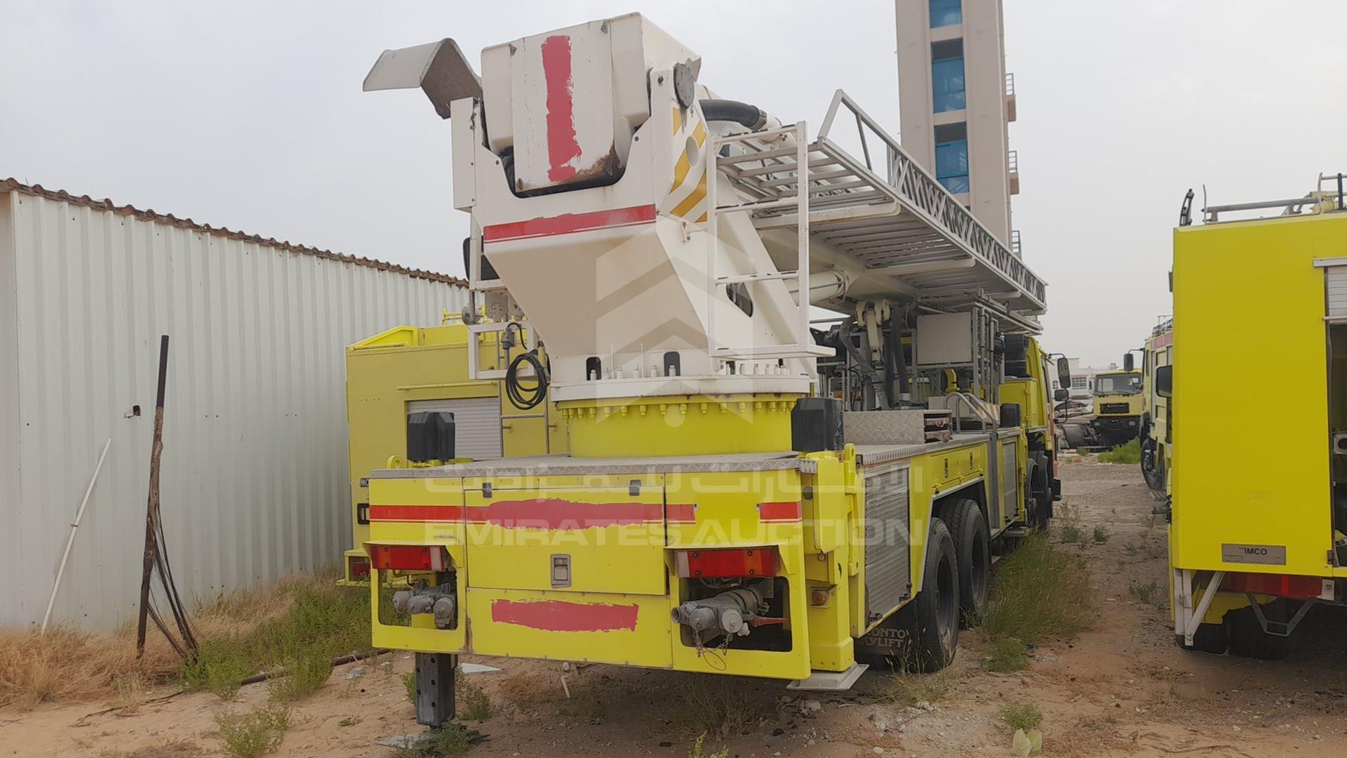 0 VOLVO FL 10 VIN: YV2F4C1G5WA281992