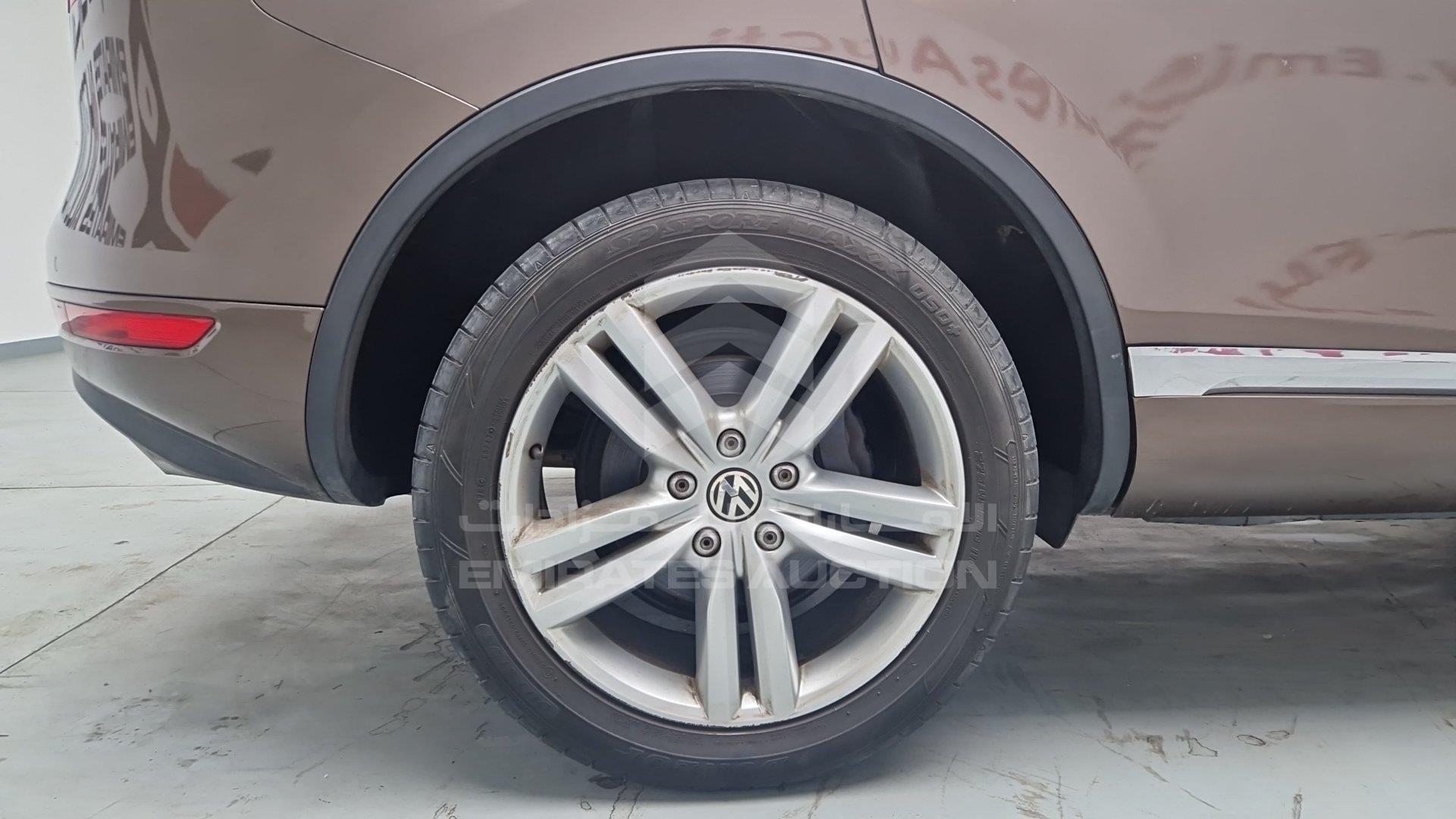 WVGBC37P4CD065642 - 2012 Volkswagen Touareg - #507553
