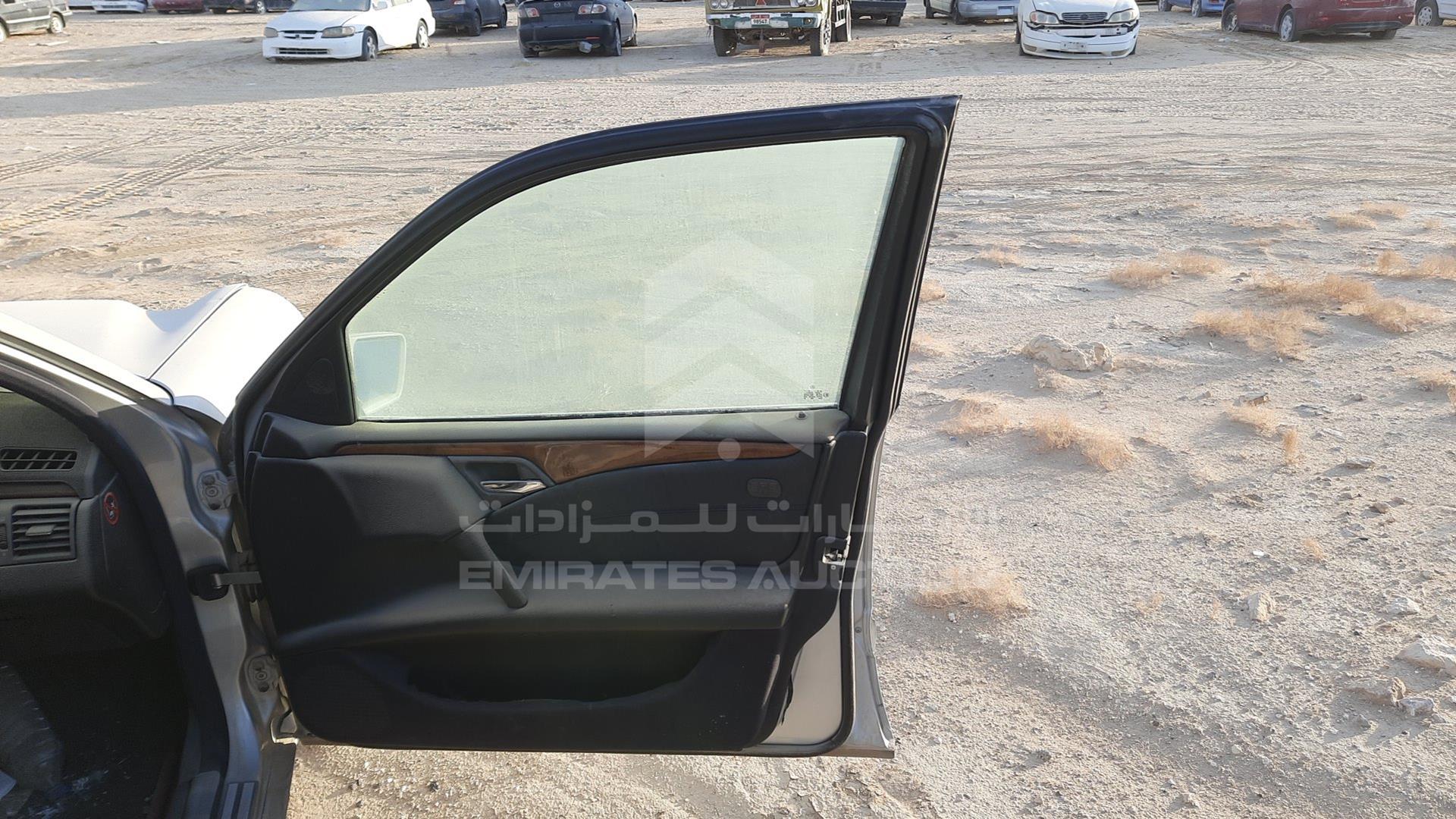 0 MERCEDES --- VIN: WDB2100631A749398