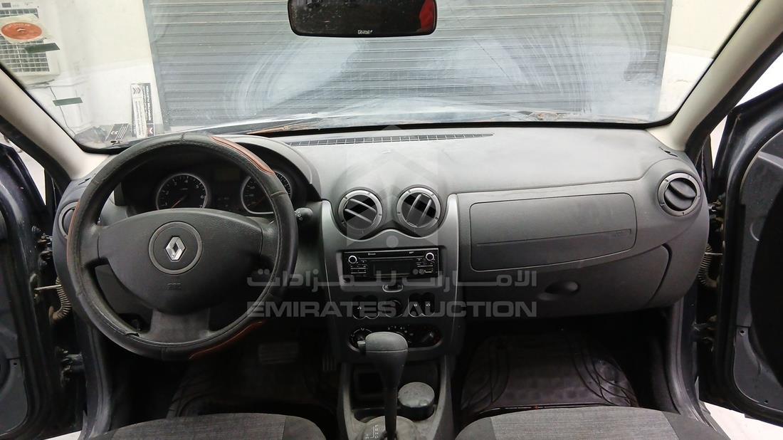 2014 Renault Duster — Full Dashboard View — Photo 19