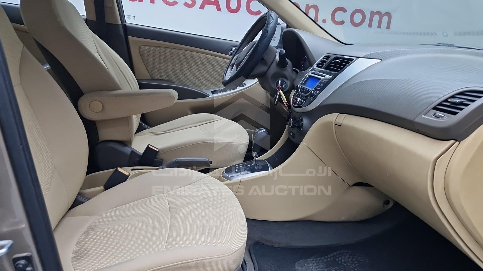 2015 HYUNDAI ACCENT VIN: KMHCT41DXFU662050