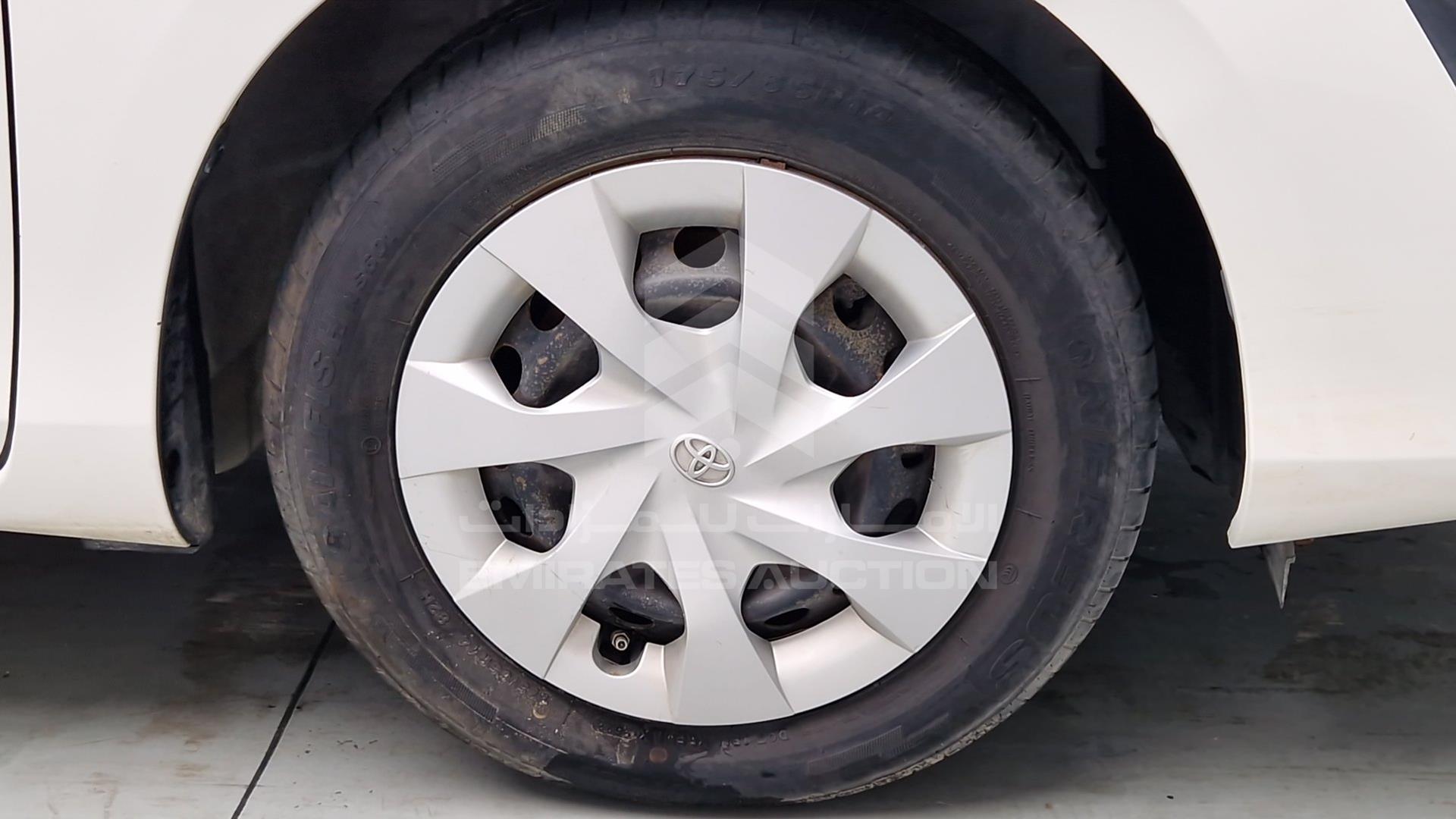 2019 TOYOTA YARIS VIN: MHFB29F38K2040816