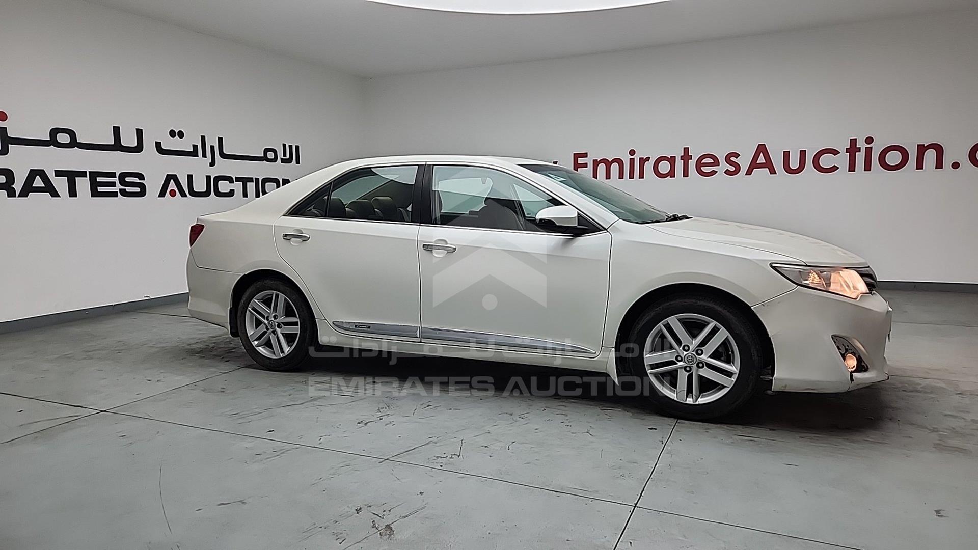 2015 TOYOTA CAMRY VIN: 6T1BF9FK5FX558608