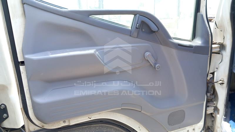 JL7B6E1P4FK007419 Auction: EmiratesAuction Lot: 408779 JL7B6E1P4FK007419 Mitsubishi Canter 2015 WHITE Photo 11