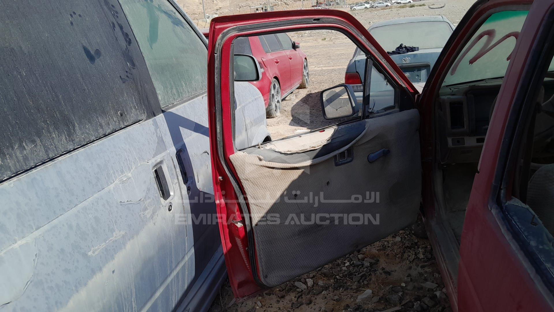 0 NISSAN PICKUP VIN: UFGD21409568
