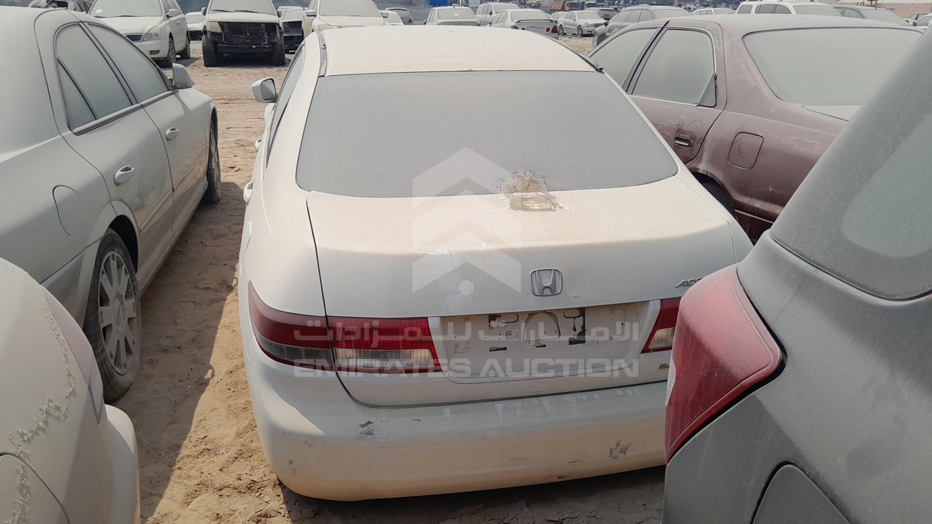 0 HONDA ACCORD VIN: JHMCM56575C400448