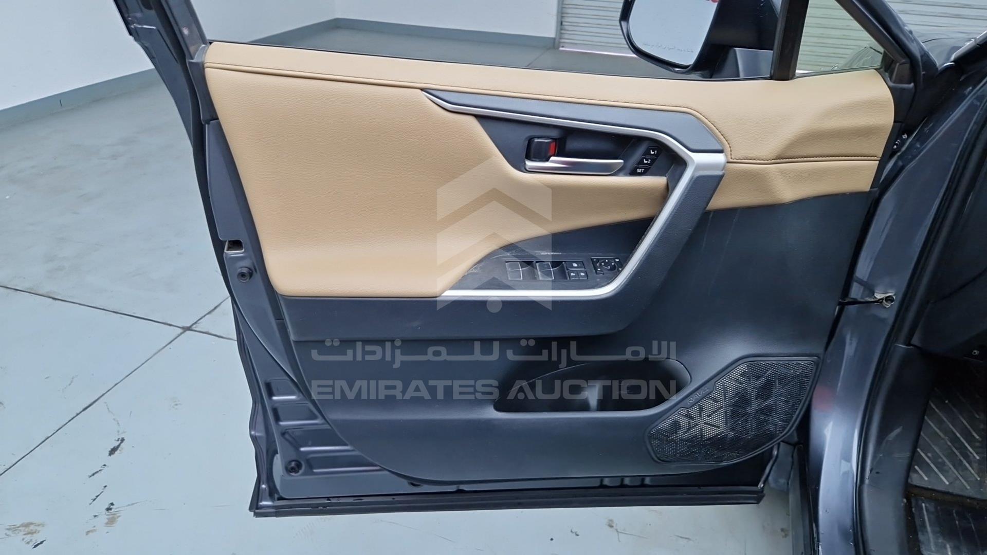 2021 TOYOTA RAV-4 VIN: JTMDW3FV5MD102476
