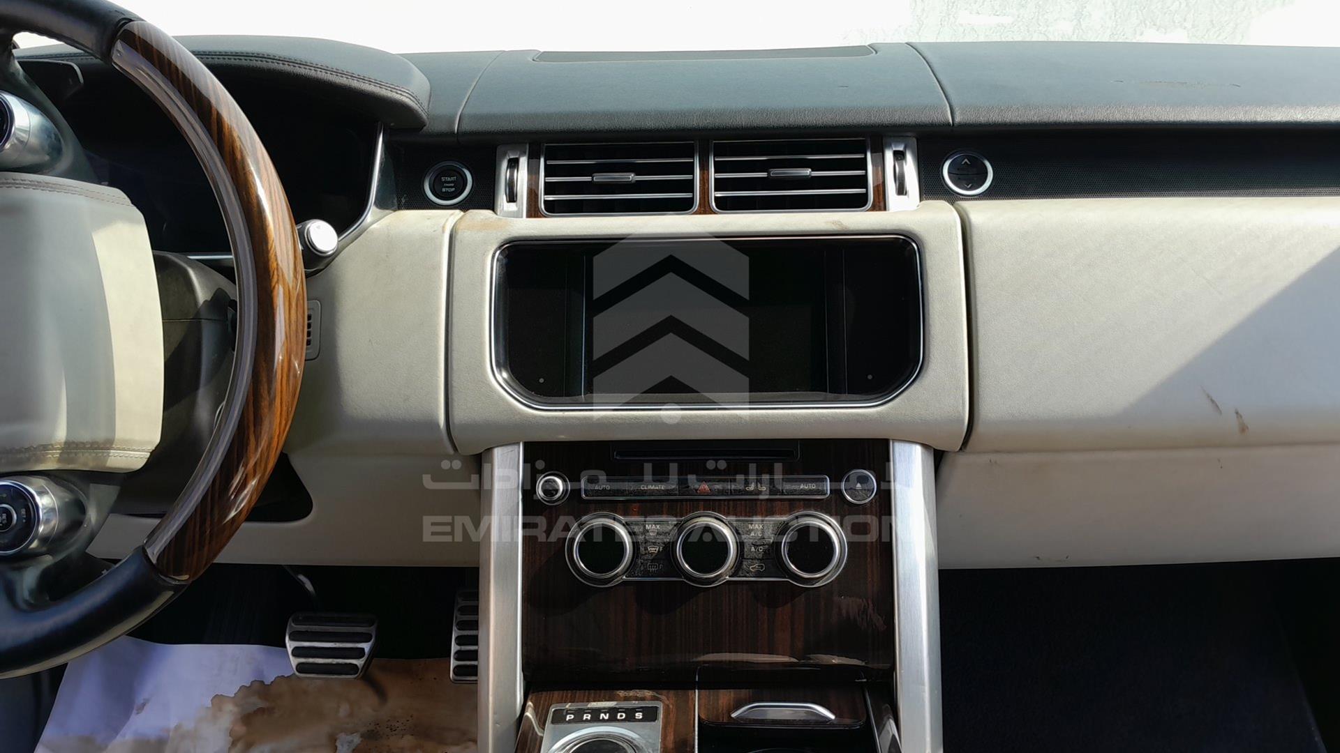 2014 RANGE ROVER VOGUE VIN: SALGA2EF8DA121114