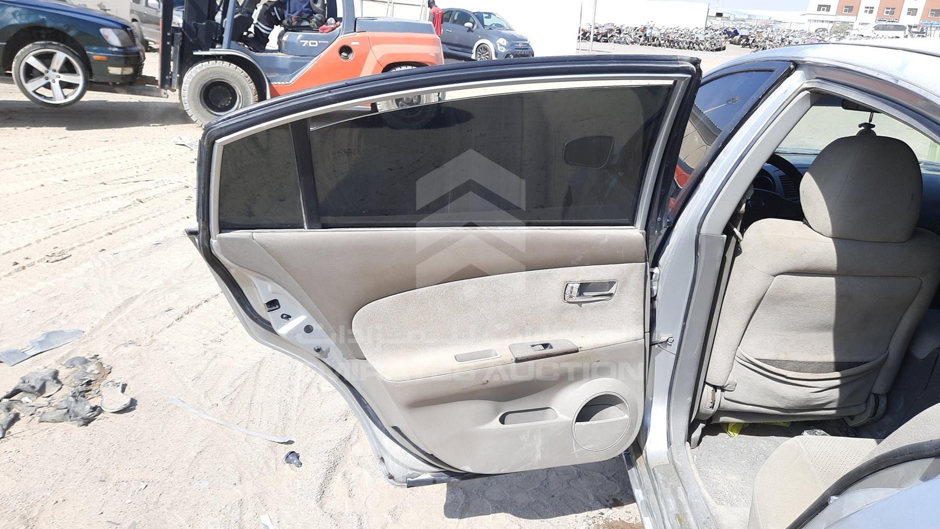 2005 NISSAN ALTIMA VIN: 1N4AL11D15C326369