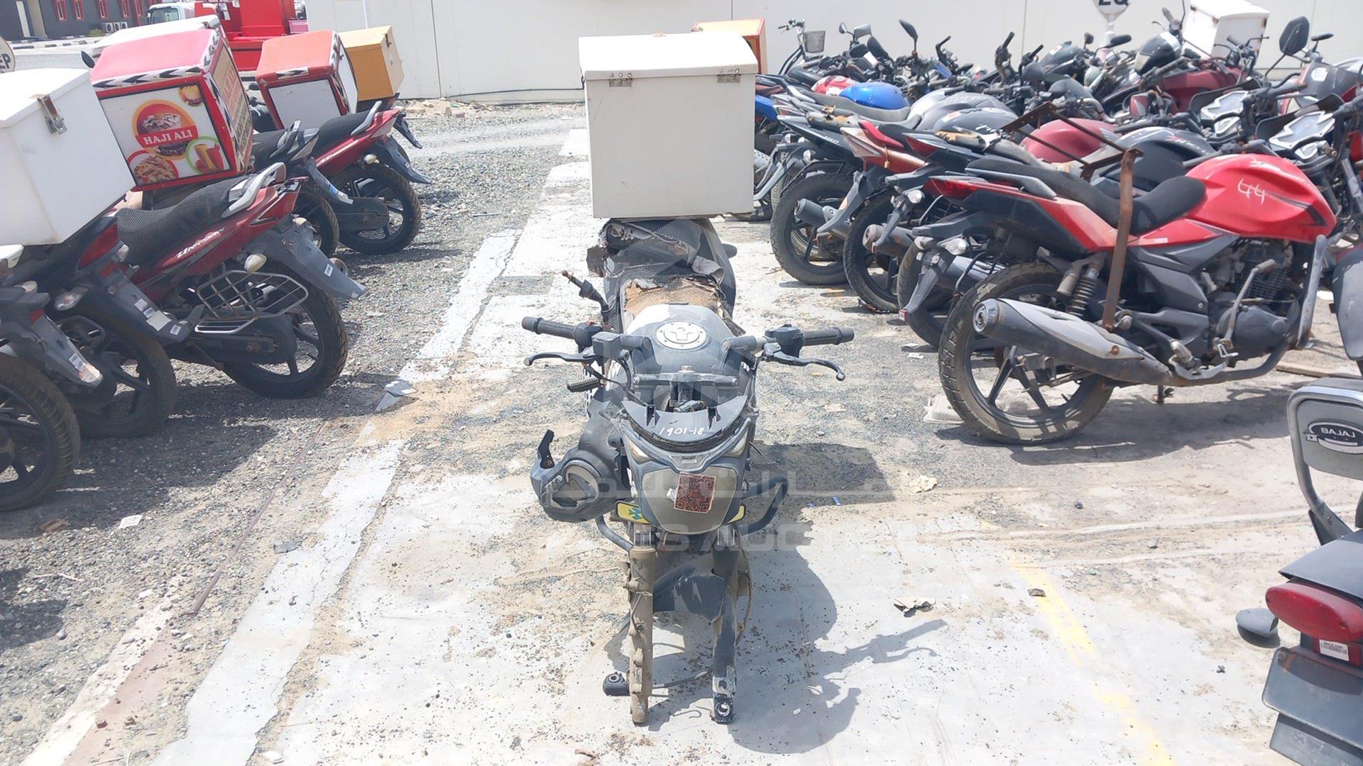 2013 BAJAJ PULSAR 180CC VIN: MD2A12DZ7ECC02102