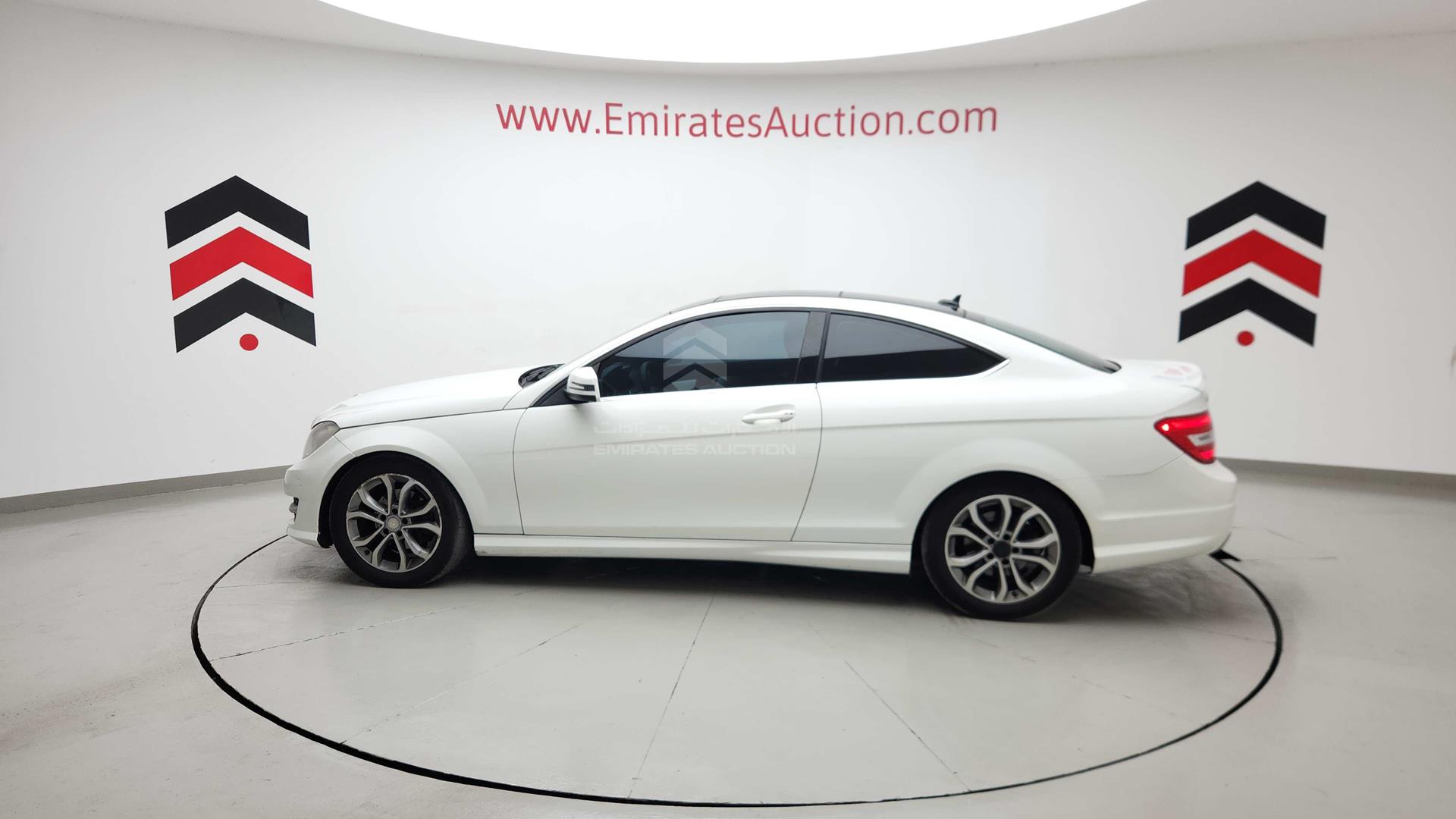 2014 MERCEDES C 250 VIN: WDDGJ4HB2EG295955