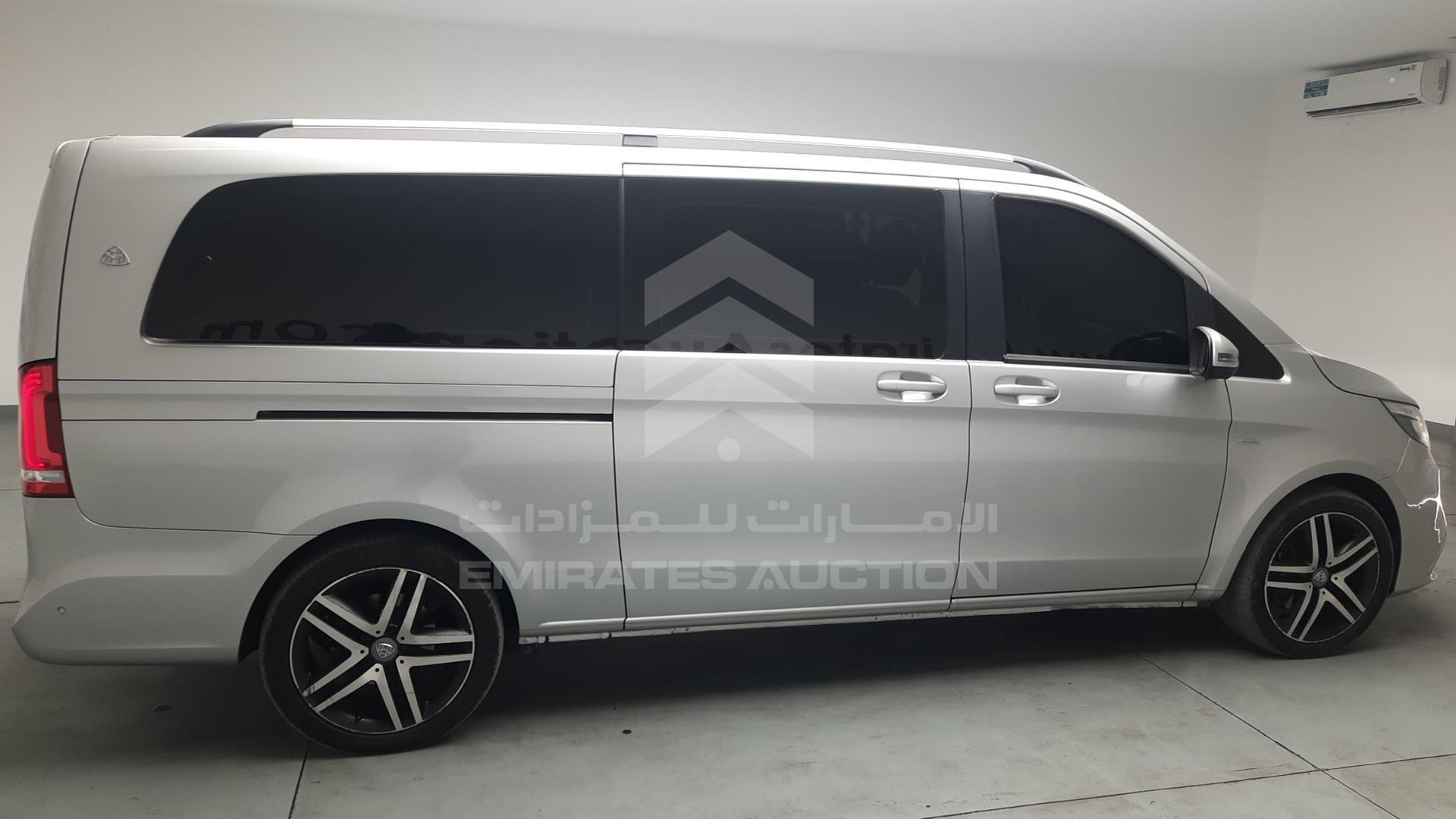 2017 MERCEDES V 250 VIN: WD4WG3E1XH3253013