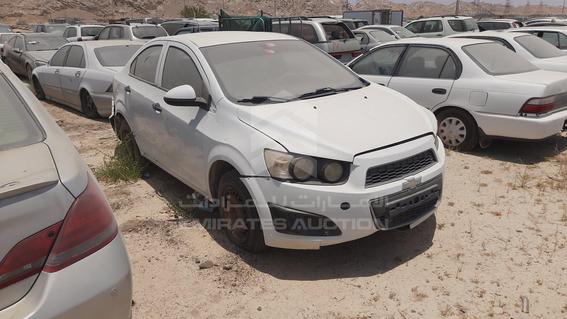 2013 CHEVROLET SONIC VIN: KL1JD5BE4DB063988
