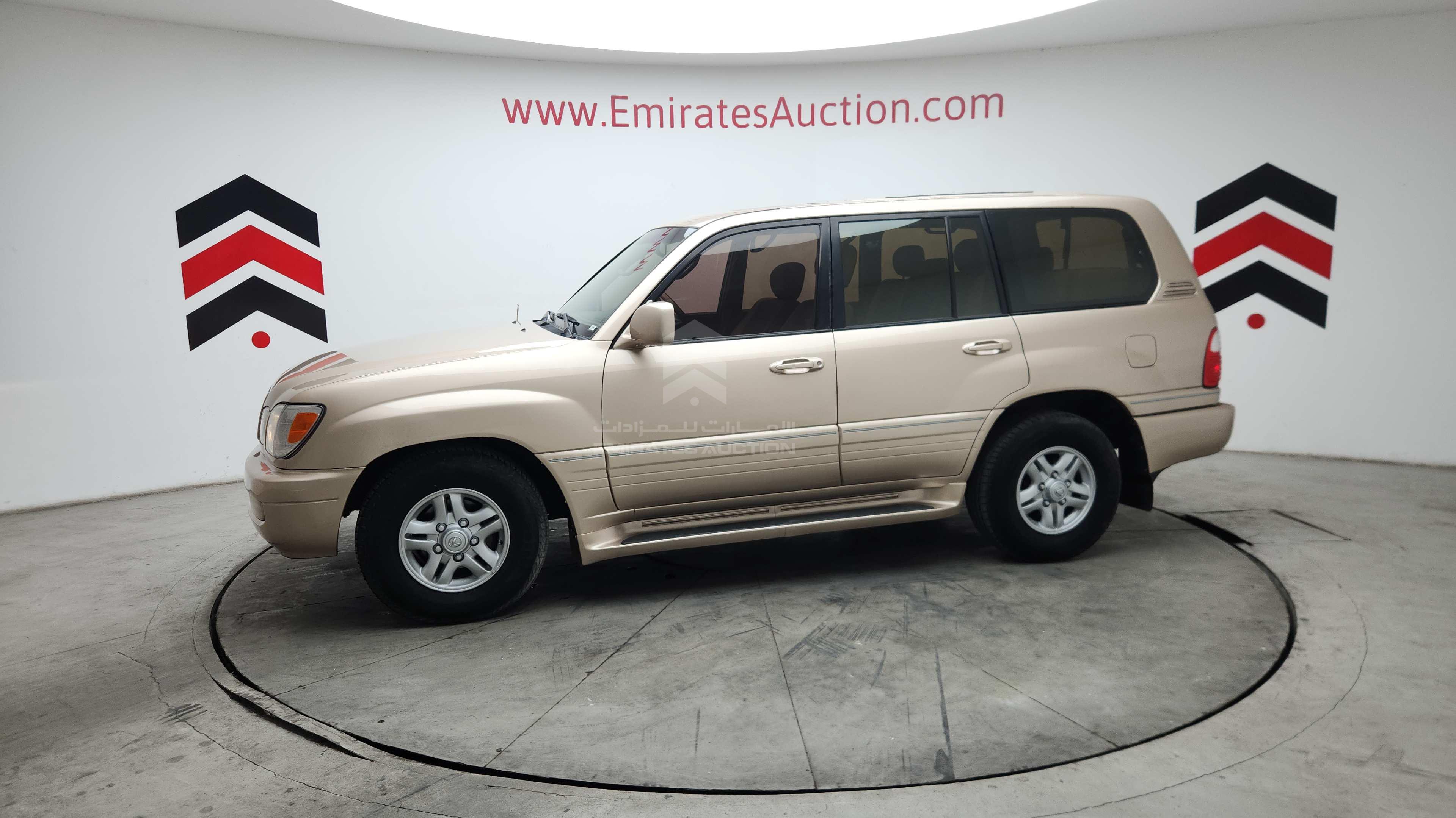 JTJHT00W513501087 - 2001 Lexus LX 470 - #511626