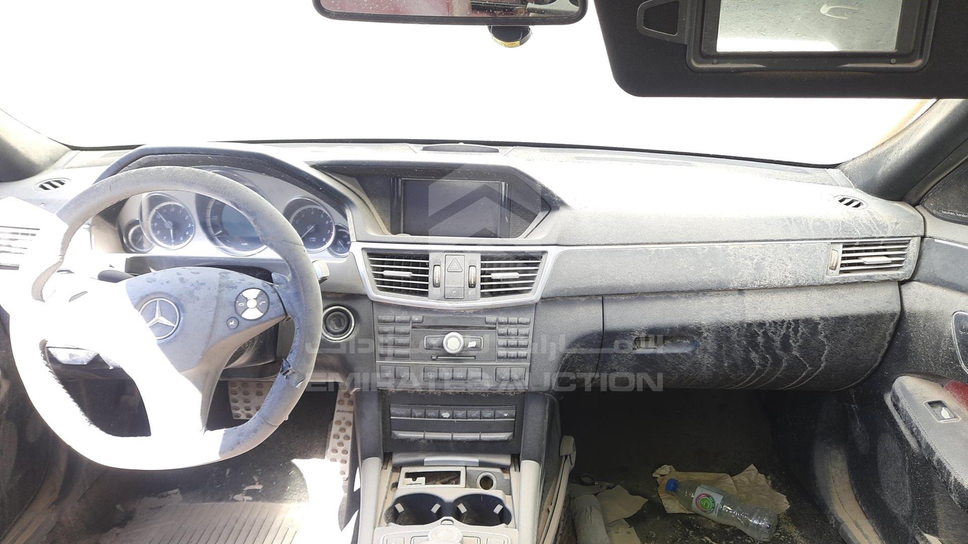 2010 MERCEDES E 550 VIN: WDDHF7CBXAA029143