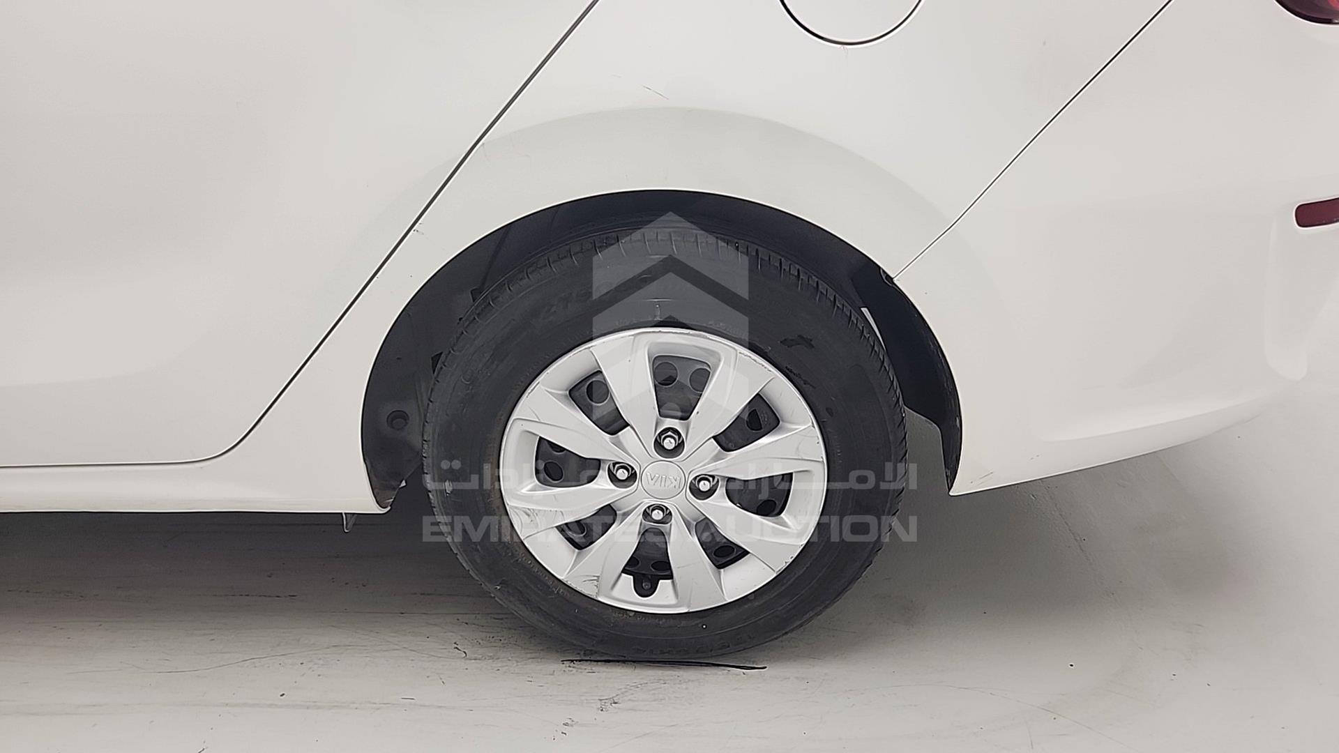 2020 KIA PEGAS VIN: LJD0AA290L0123220