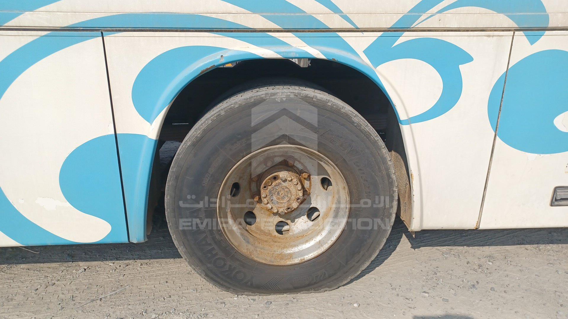 2010 HIGER BUS VIN: LKLR1FSD5AB548644
