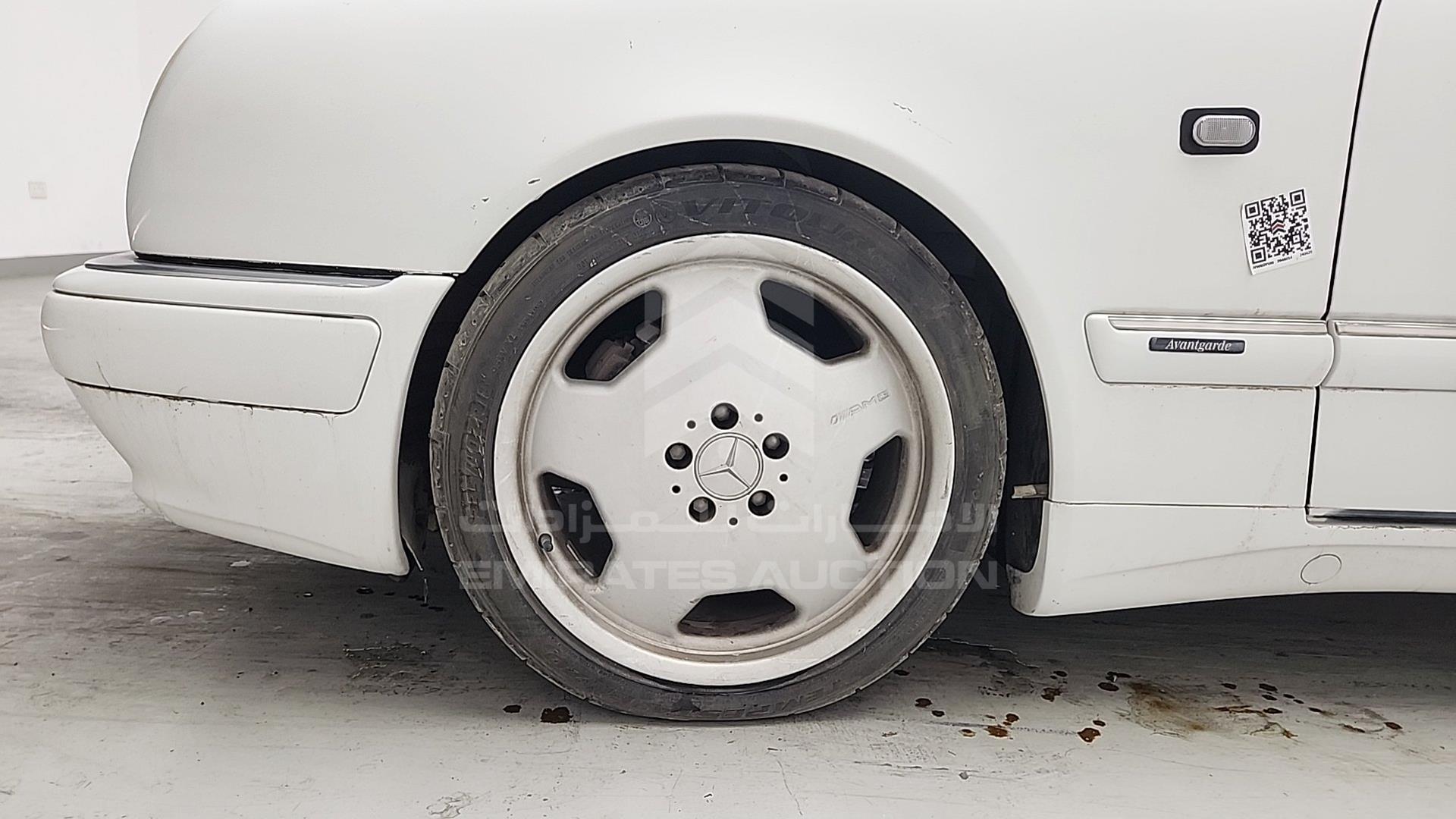 1999 MERCEDES E 55 AMG VIN: WDB2102701A824280