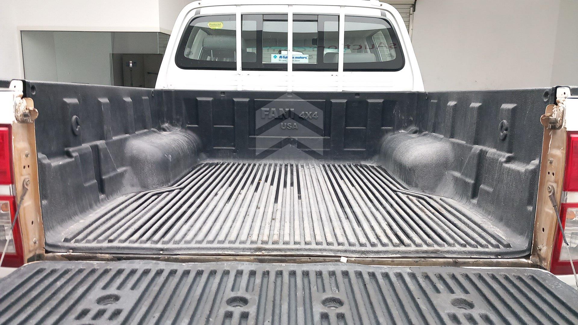 2012 TOYOTA HILUX VIN: MR0FX22G6C1356674