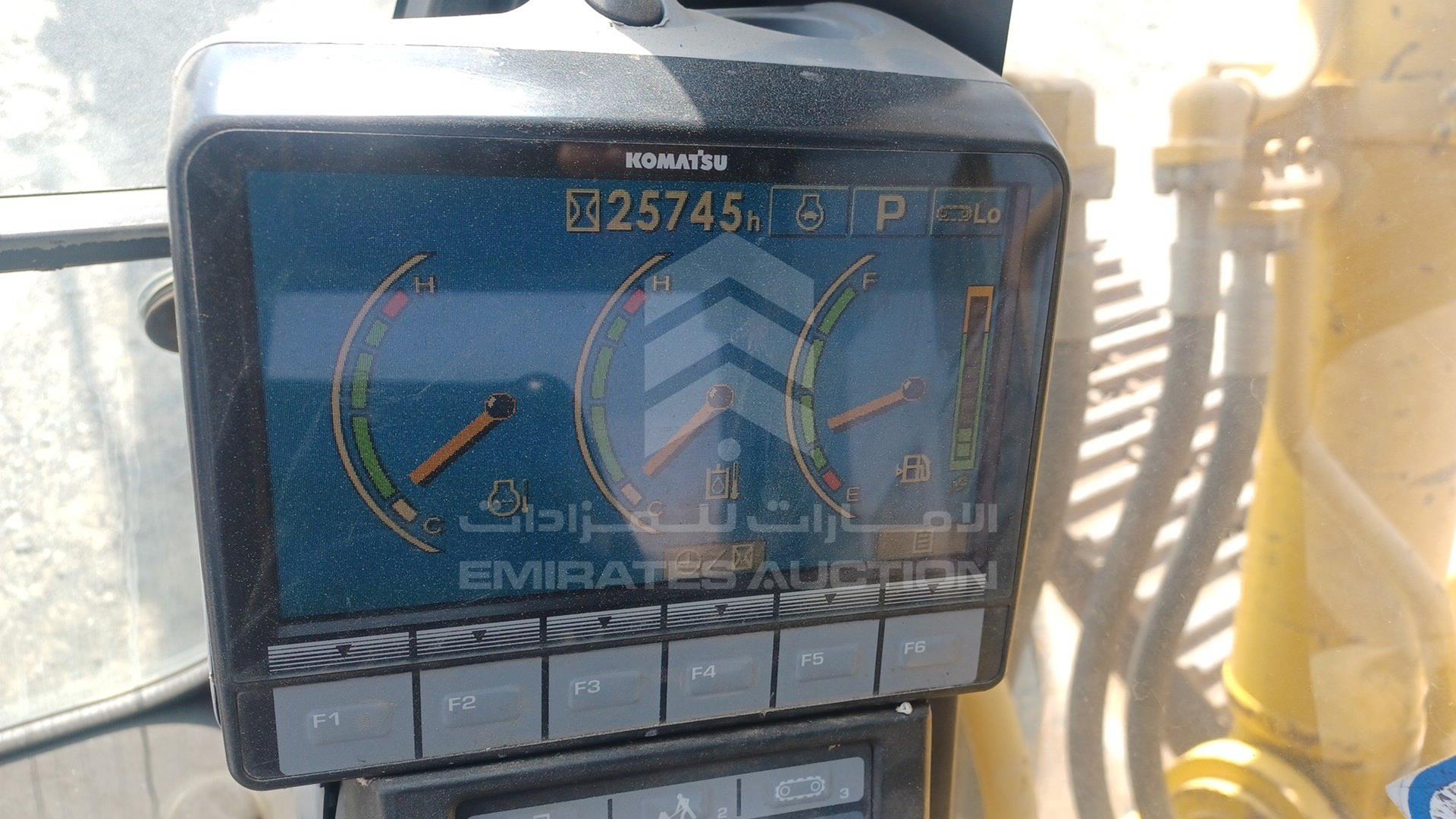 2018 KOMATSU PC400LC VIN: KMTPC196HJXJ31237