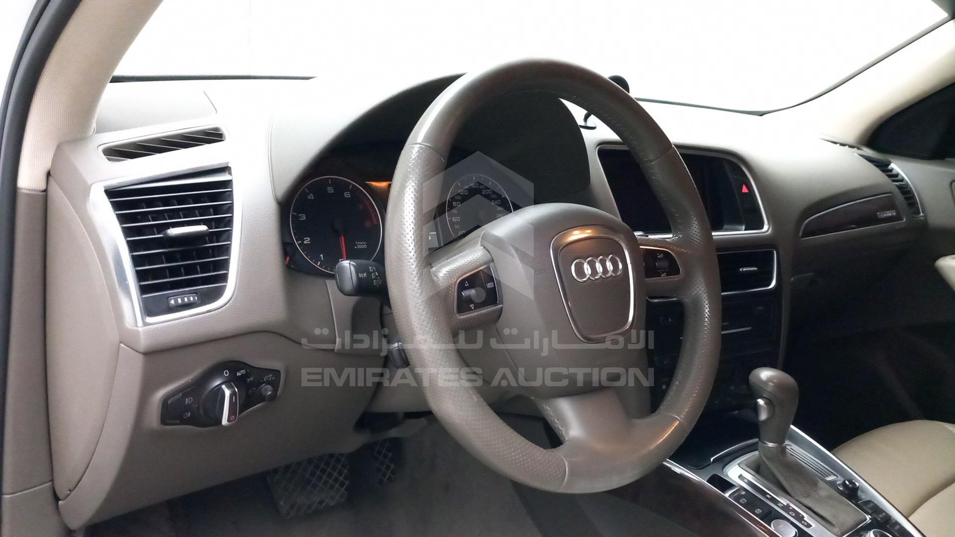 2012 AUDI Q5 VIN: WAUCKC8R2CA054679