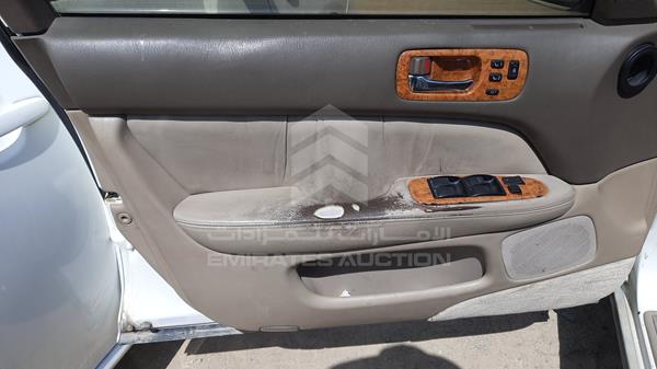 Lexus LS400 1995 JT8UF22E7S0002141 Image 29