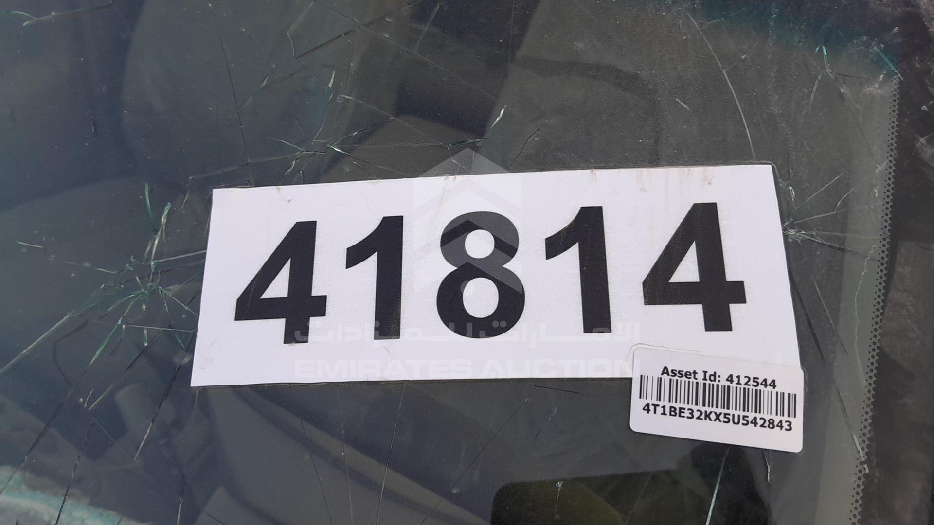 2005 TOYOTA CAMRY VIN: 4T1BE32KX5U542843