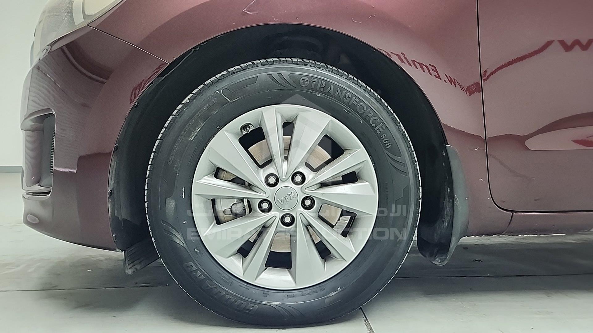 2017 KIA CARNIVAL VIN: KNAMB8129H6273986