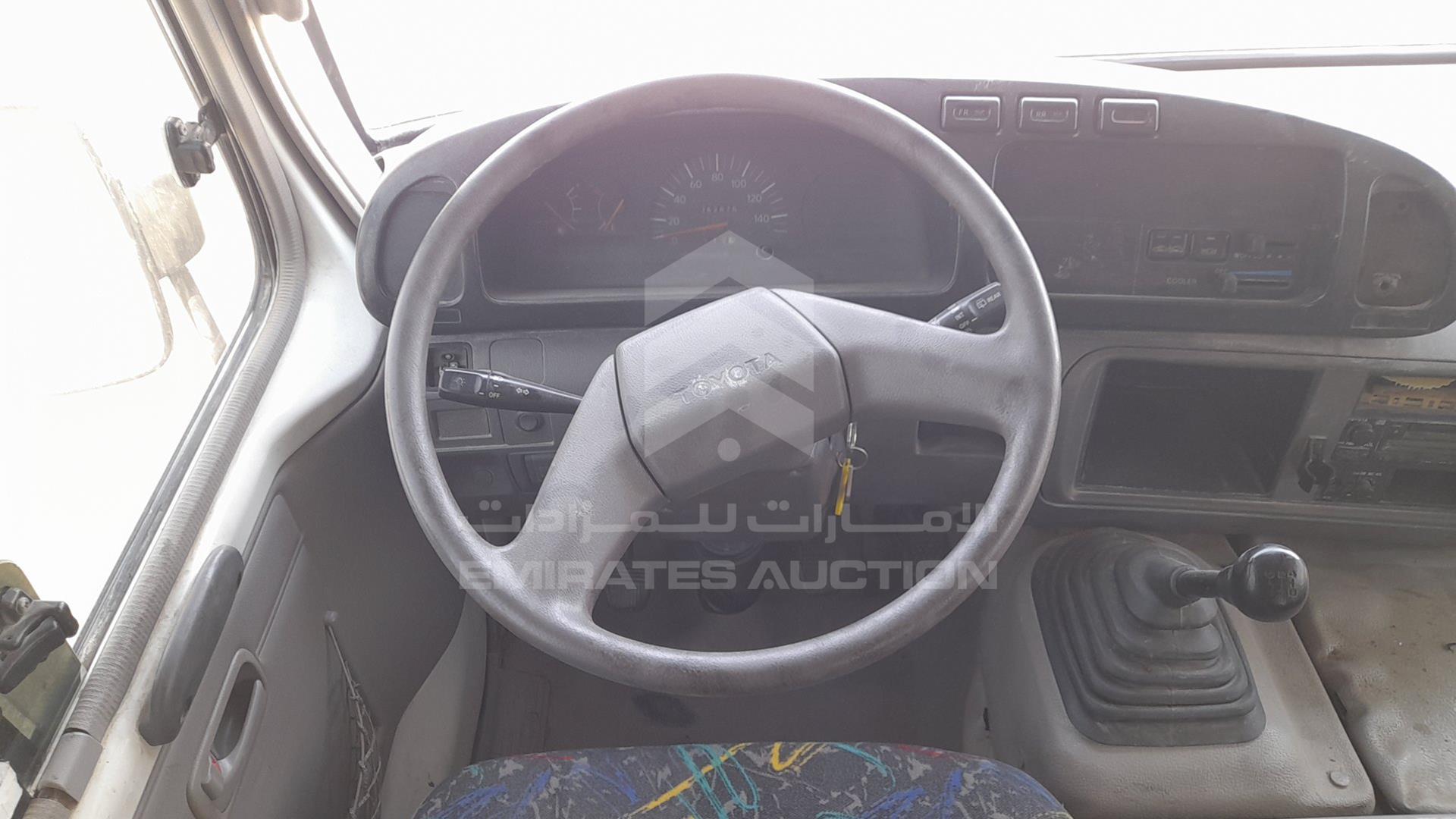 2009 TOYOTA COASTER VIN: JTGFK518394003652