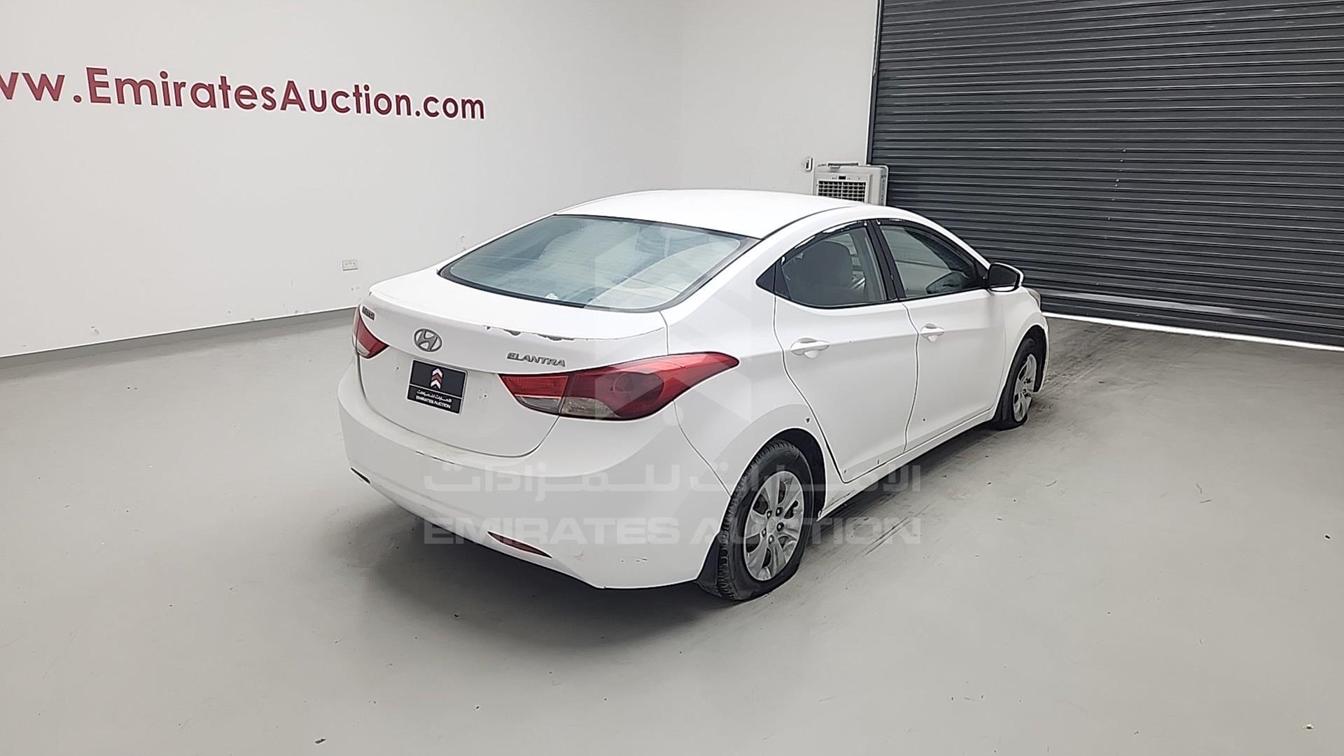 2014 HYUNDAI ELANTRA VIN: KMHDG41C6EU854824