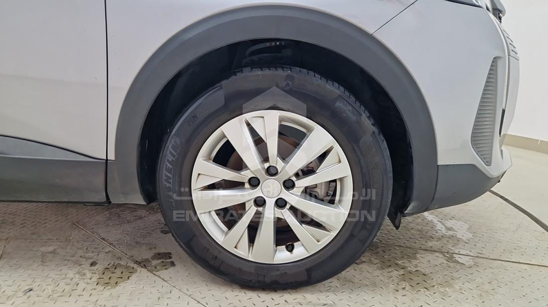 2025 Peugeot 3008 — Front Right Tyre — Photo 33
