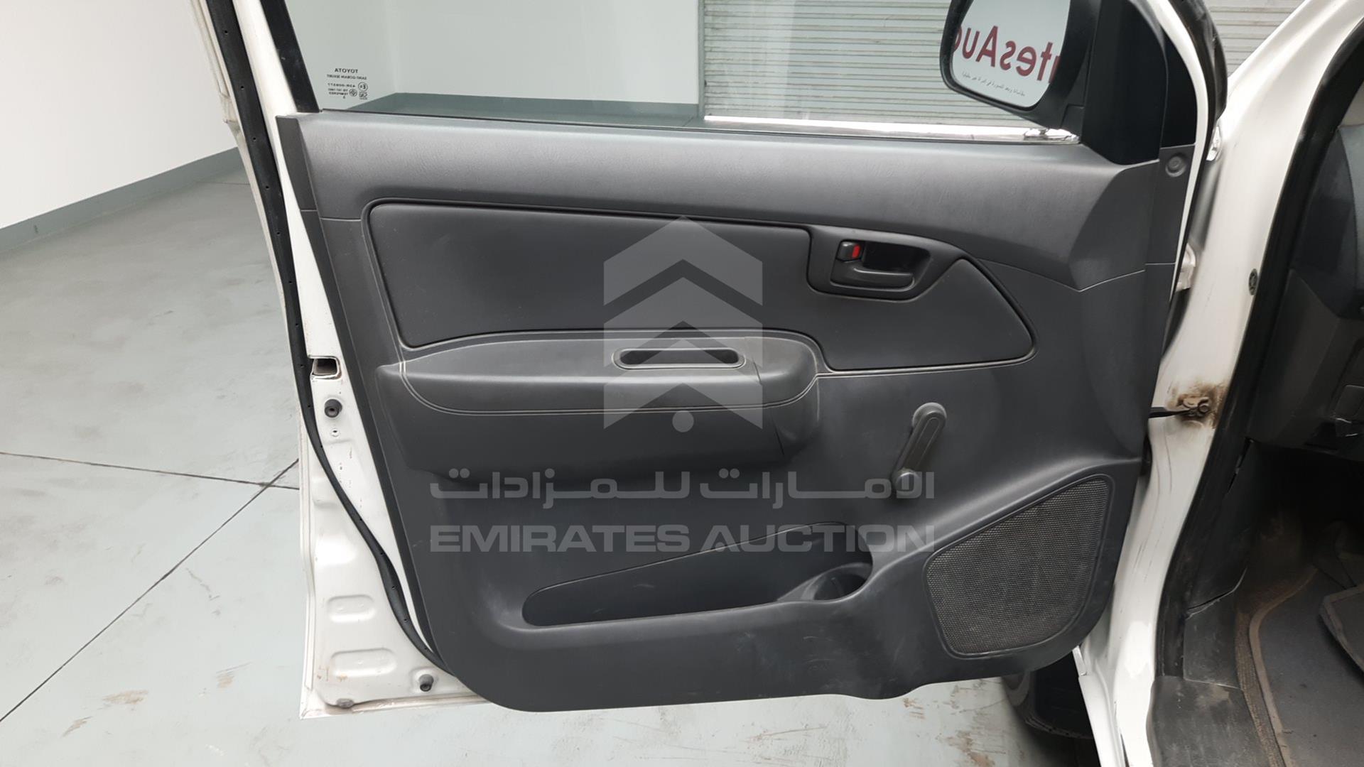 2014 TOYOTA HILUX VIN: MR0FX22G3E1392356