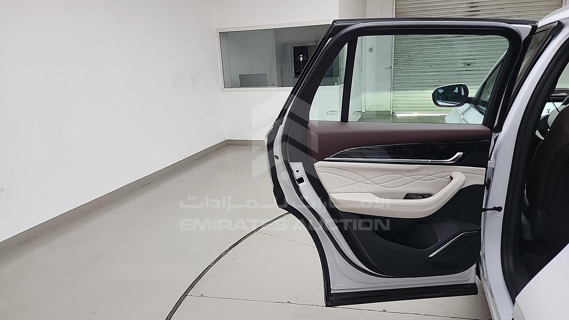 2024 GEELY MONJARO VIN: LB3KX2S14RS005442