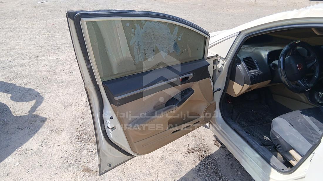 هوندا سيفيك 2008 — الباب الأمامي الأيسر — صورة 10