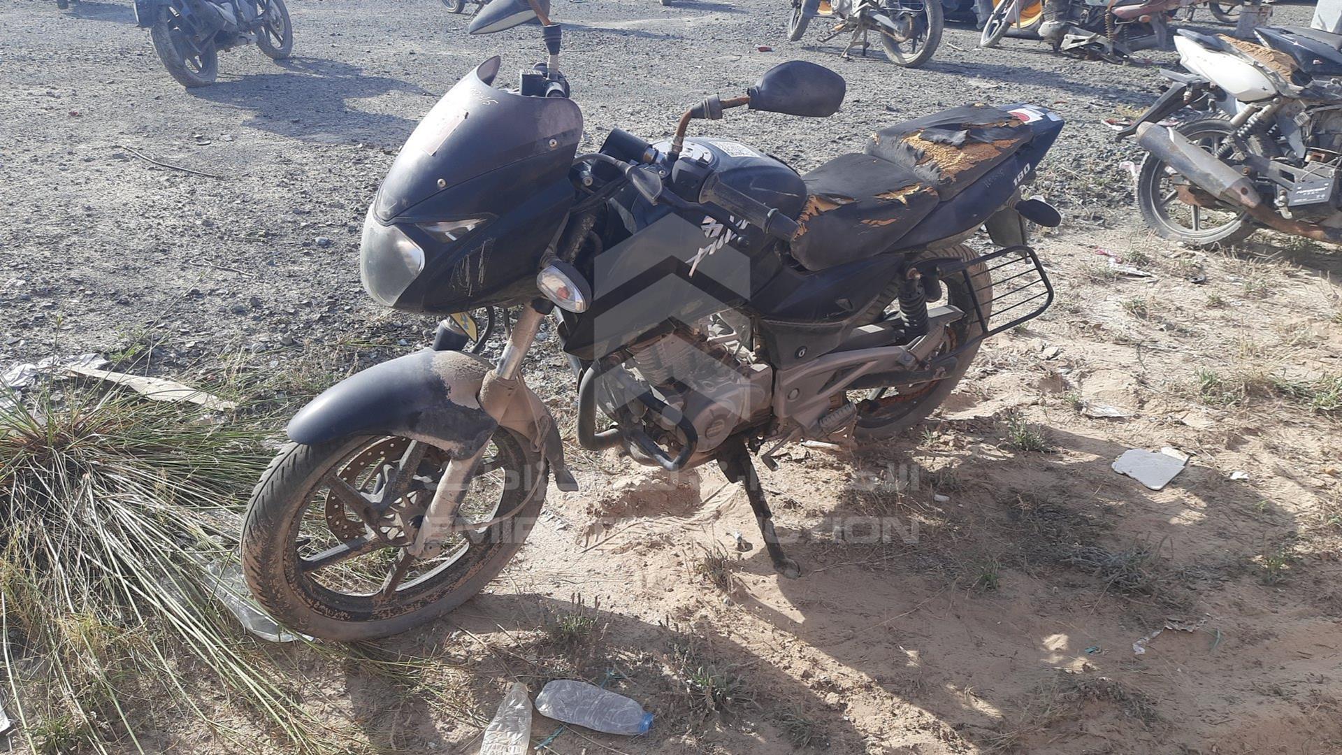 2014 BAJAJ PULSAR 180CC VIN: MD2A12DZ2ECC02086
