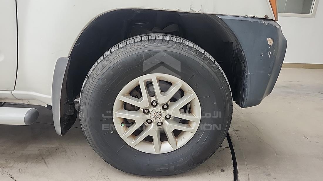 2015 Nissan Xterra — Front Right Tyre — Photo 31