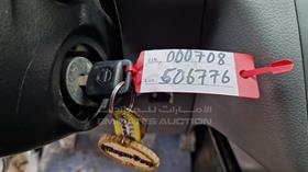 2014 Nissan Urvan — Keys — Photo 4 — Thumbnail