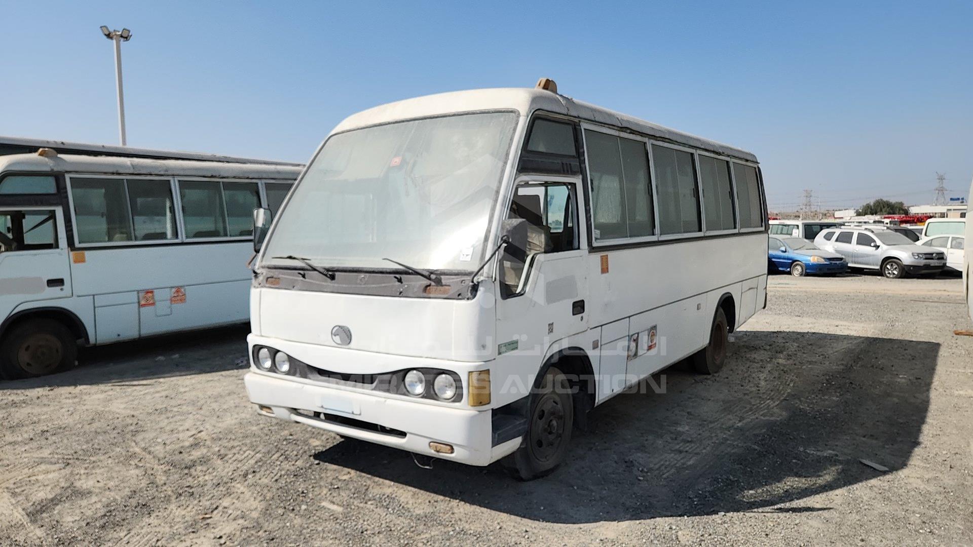 2004 EICHER --- VIN: MC221FFL641099604