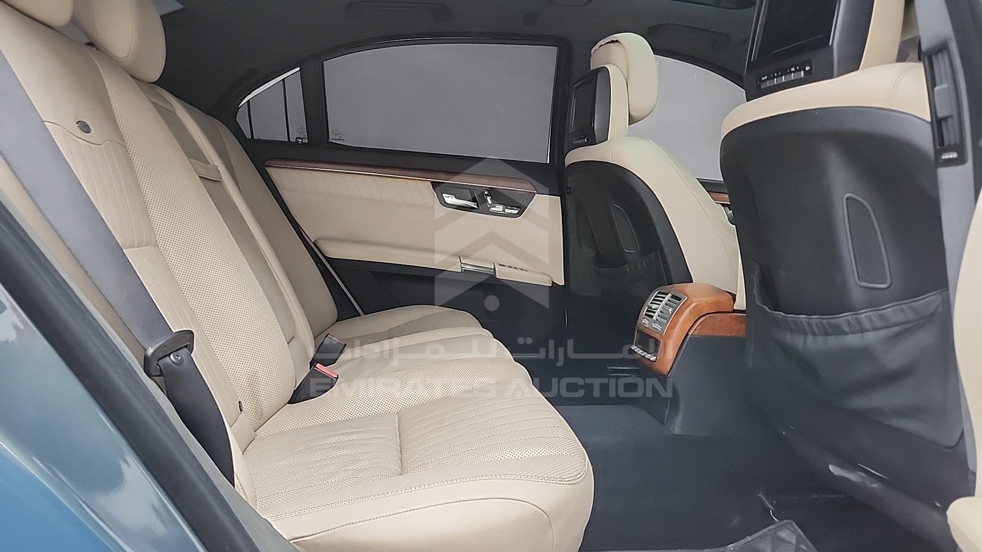 2008 MERCEDES S 500 VIN: WDDNG71X18A209233