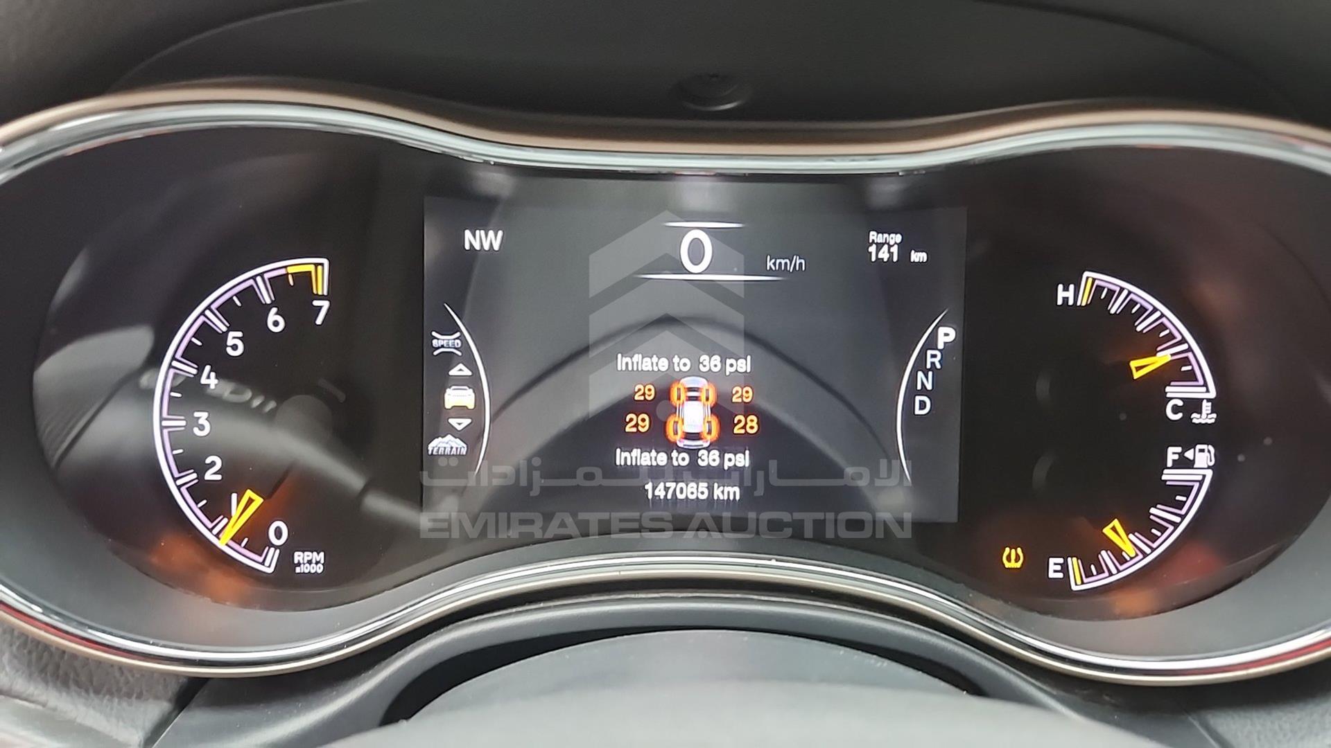 2017 JEEP GRAND CHEROKEE VIN: 1C4RJFAG4HC614109