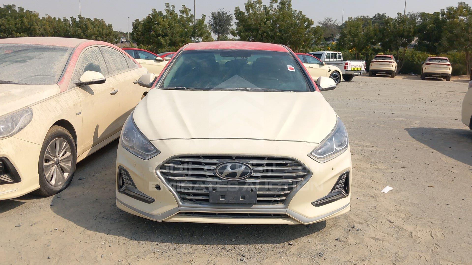 2018 HYUNDAI SONATA VIN: KMHE24131JA082134
